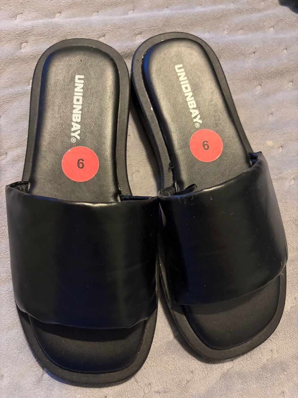 UNIONBAY Black Wide Strap Slide Sandals